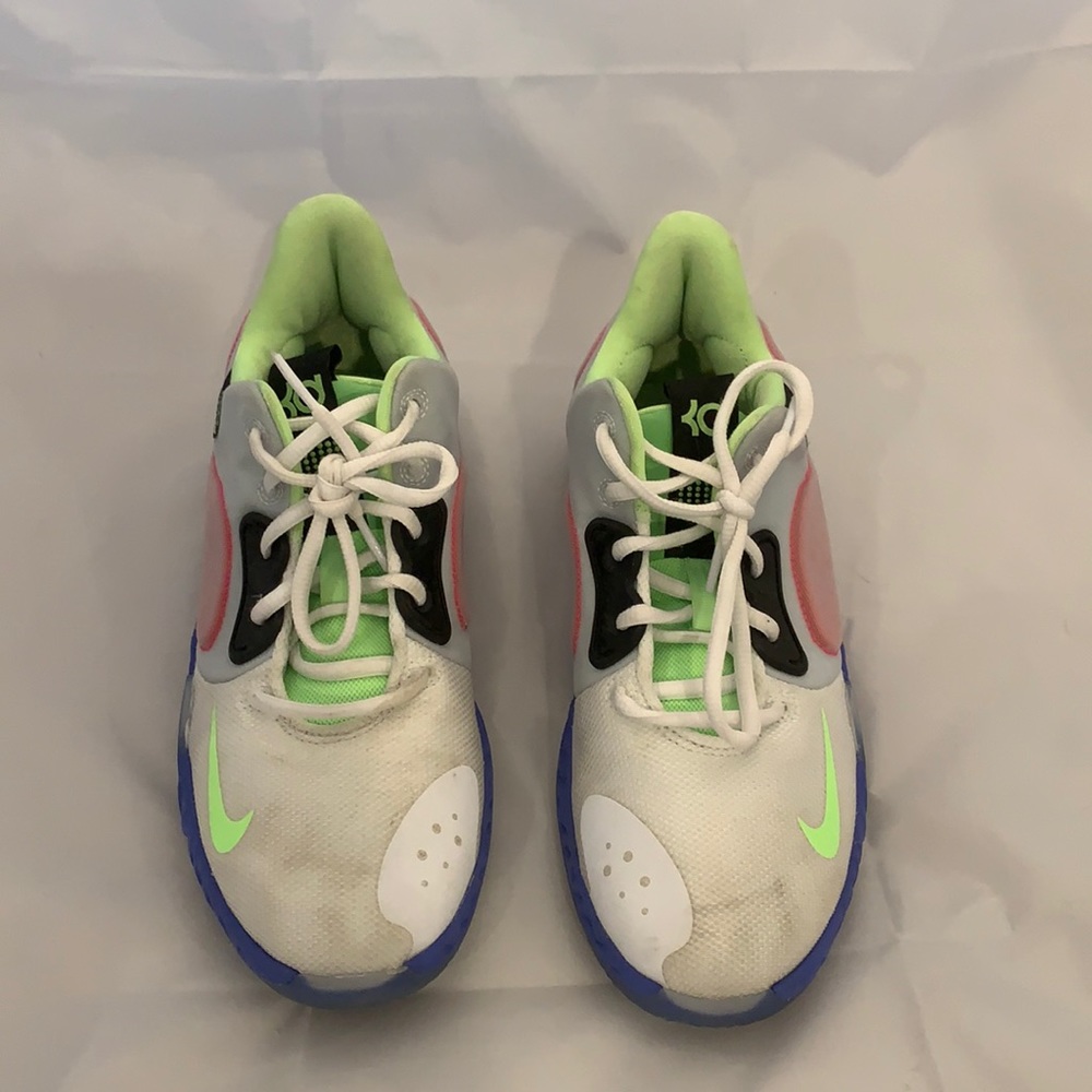 Nike men’s Kevin Durant shoes